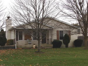 522 Bramble St, Manteno, IL 60950-8304