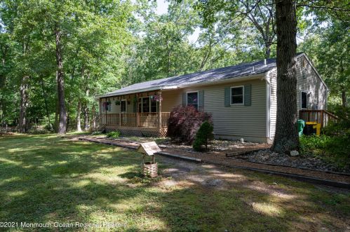1275 Toms River Rd, Jackson Twp, NJ 08527-5206
