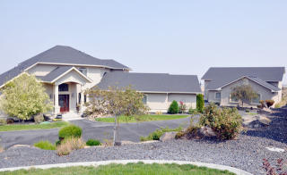32604 Pico Dr, Kennewick, WA 99338-9212