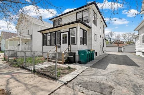 119 Hobbs Ave, Joliet, IL 60433-1219