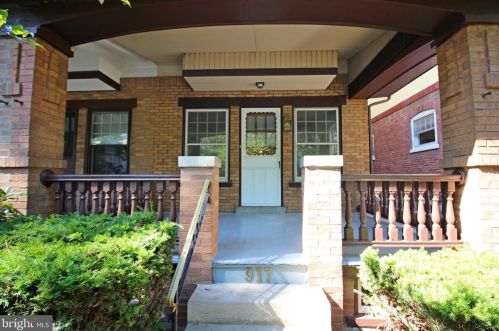 917 Virginia Ave, Lancaster, PA 17603-3115