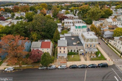 374 Lyceum Ave, Philadelphia, PA 19128-4850