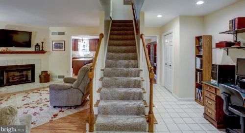 1843 Spring Ridge Ln, Lancaster PA  17603-6794 exterior