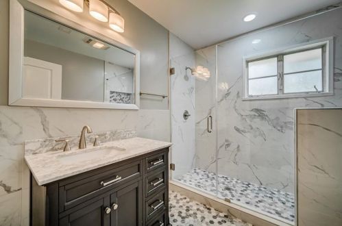 2574 Lancaster Dr, Atlanta GA  30344-2329 exterior