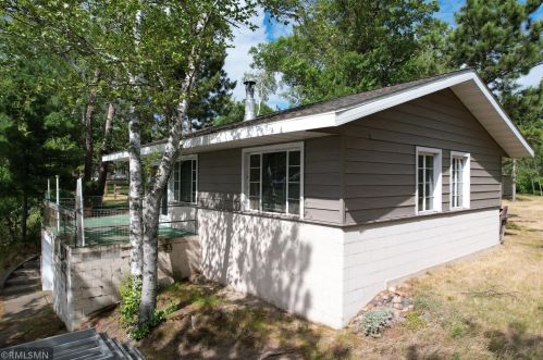 4019 Cinosam Oakes Rd, Brainerd, MN 56401-7208