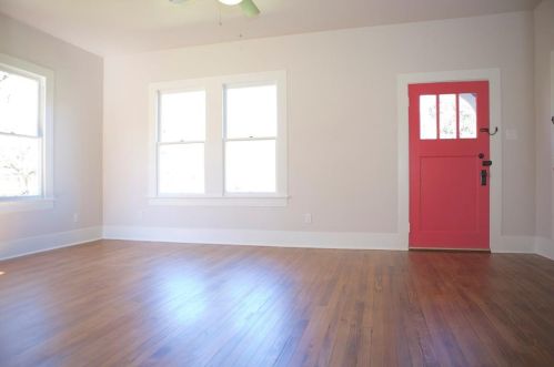 219 Main St, Bellvue TX  77418-1525 exterior