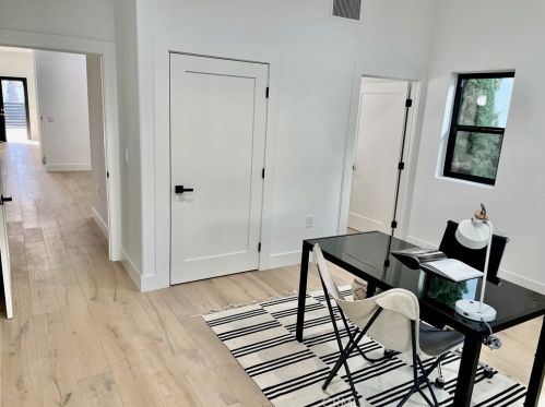 4614 Tobias Ave, Van Nuys CA  91403-2823 exterior