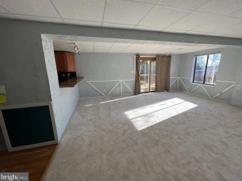 3506 Farthing Dr, Silver Spring MD 20906-4128 exterior