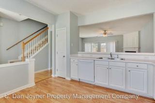 201 Braelock Dr, Greer SC  29650-4160 exterior