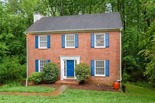 4511 Pine Hill Ter, Marietta, GA 30066-2422