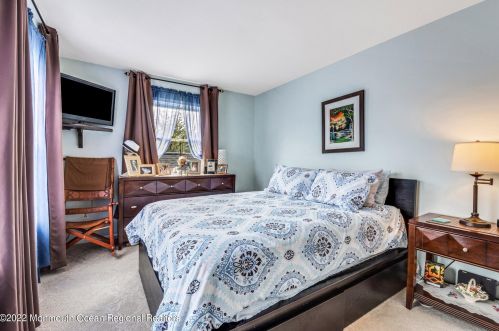 23 Mc Kinley Dr, Tinton Falls NJ 07712-2853 exterior