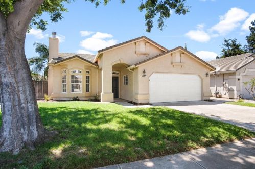 4445 Olive Ave, Turlock, CA 95382-9615