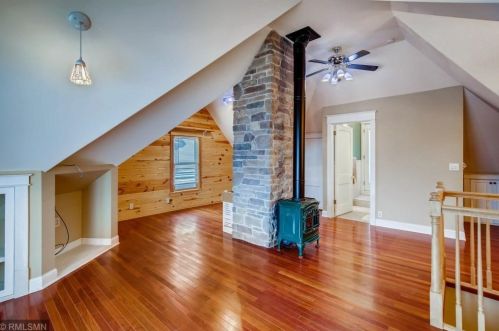828 Holly Ave, Saint Paul MN  55104-7137 exterior