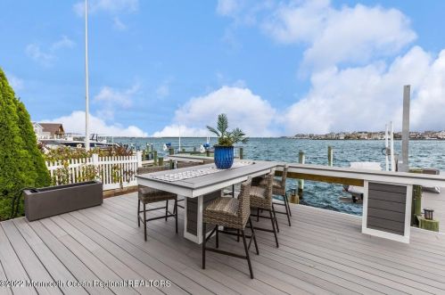 450 Tamiami Dr, Lavallette NJ  08735-3035 exterior