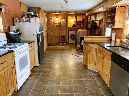 275 Derby St, Brighton, VT 05846
