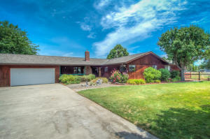 7022 Beatie Rd, Anderson, CA 96007-9767