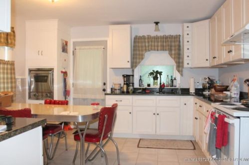 12 Brooks Ave, Lewiston, ME 04240-5902