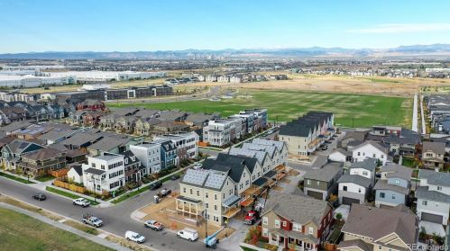 10353 58th Ave, Denver CO  80238 exterior