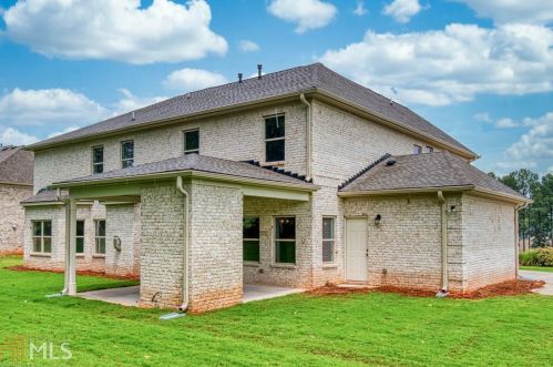 210 Crystal Lake Blvd, Hampton, GA 30228-6089