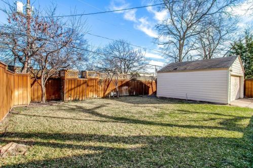6431 Anita St, Dallas TX  75214-2709 exterior