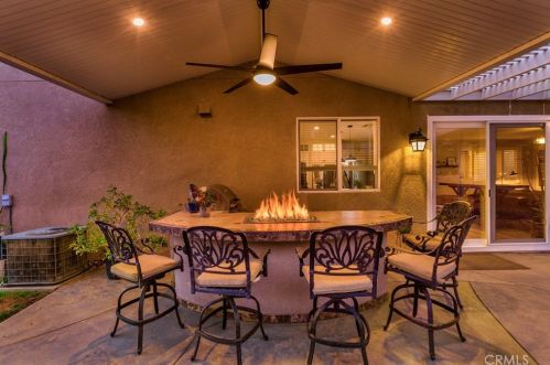 9564 Chandelle Way, Riverside CA  92508-6810 exterior