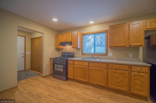 9 Acker St, Saint Paul MN  55117-5508 exterior