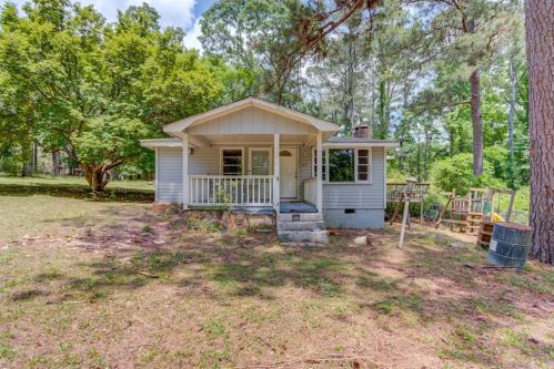 2210 Black Shoals Rd, Conyers GA  30012-1804 exterior