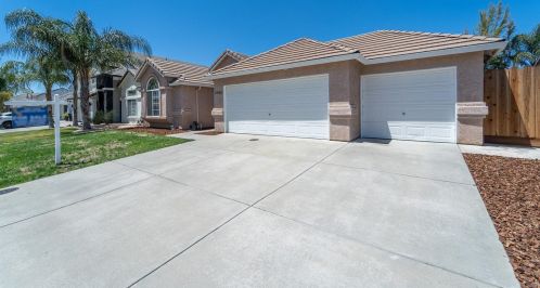 2705 River Valley Cir, Modesto, CA 95351-6836