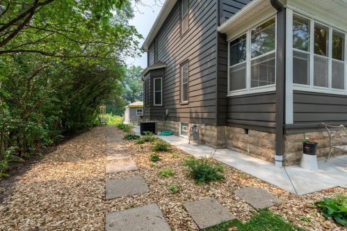 703 Delaware Ave, Saint Paul MN  55107-2533 exterior