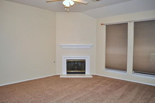 1611 Windcastle Dr, Midlothian TX  76063-7928 exterior