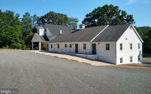19 Scrabble Rd, Boston, VA 22713-1829