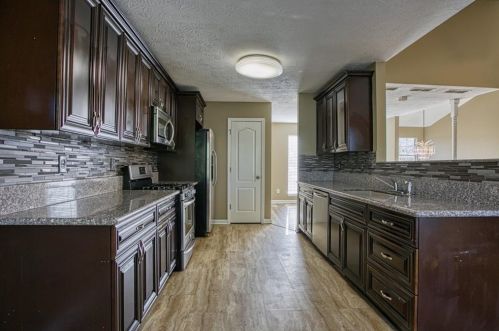 4072 Peachtree Farms Rd, Rex GA  30273-1380 exterior