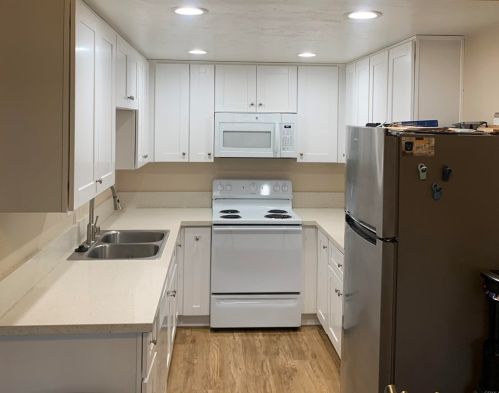 4231 Tiberon Dr, Oceanside, CA 92056-4720