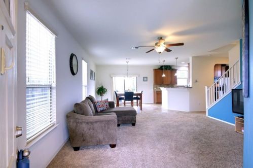 481 New Bridge Dr, Uhland TX  78640-5581 exterior