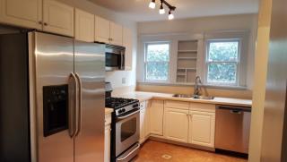 7961 Fountain Ave, Los Angeles CA  90046-4607 exterior