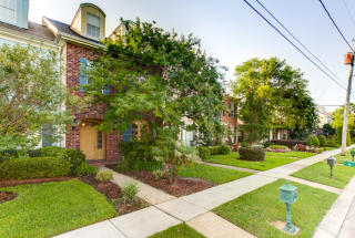3803 Hullen St, Metairie, LA 70002-1639