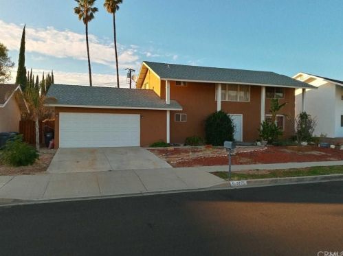 2771 Fallon Cir, Simi Valley, CA 93065-4722