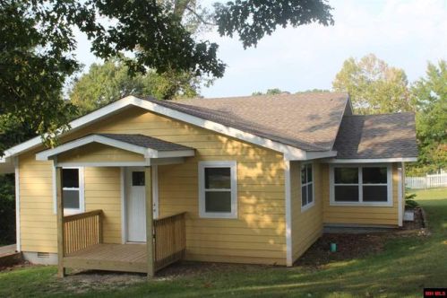 430 Harding Blvd, Cotter, AR 72626-9740