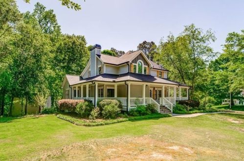617 Turnberry Dr, Hiram, GA 30141-5920