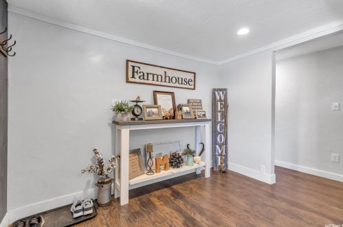 819 300, Woodland Hills UT 84653-9423 exterior