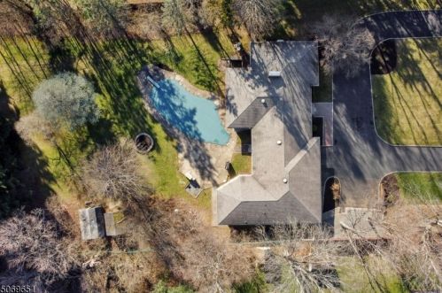 20 Conkling Rd, Roxbury Township, NJ 07836-9106