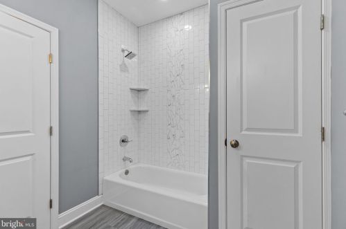 128 53 St, Philadelphia PA 19139-2613 exterior