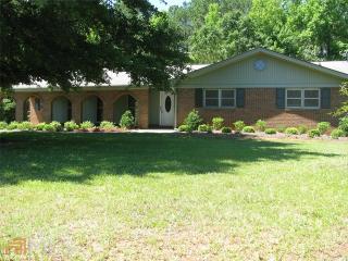 535 Keys Ferry Rd, Jackson, GA 30233-3112