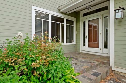 710 Echo Ln, Glenview, IL 60025-3436