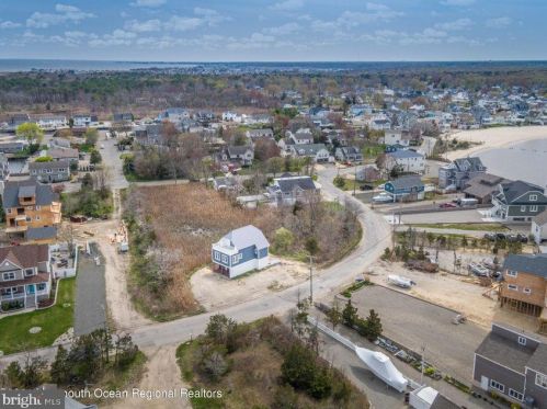 16 Seabright Ave, Berkeley Township, NJ 08721-1128