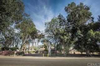 18295 Hawthorne Ave, Bloomington, CA 92316-1403