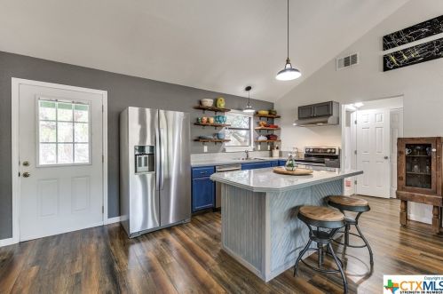 643 Guadalupe Dr, Spring Branch TX 78070-5402 exterior