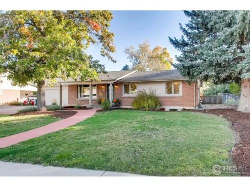 210 Iroquois Dr, Boulder CO  80303-4216 exterior