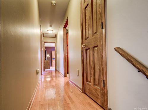 331 Ridgemoor Dr, Willowbrook IL  60527-5419 exterior