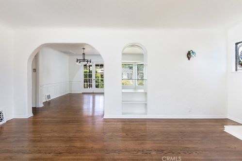 1834 Alpha Rd, Glendale CA  91208-2134 exterior